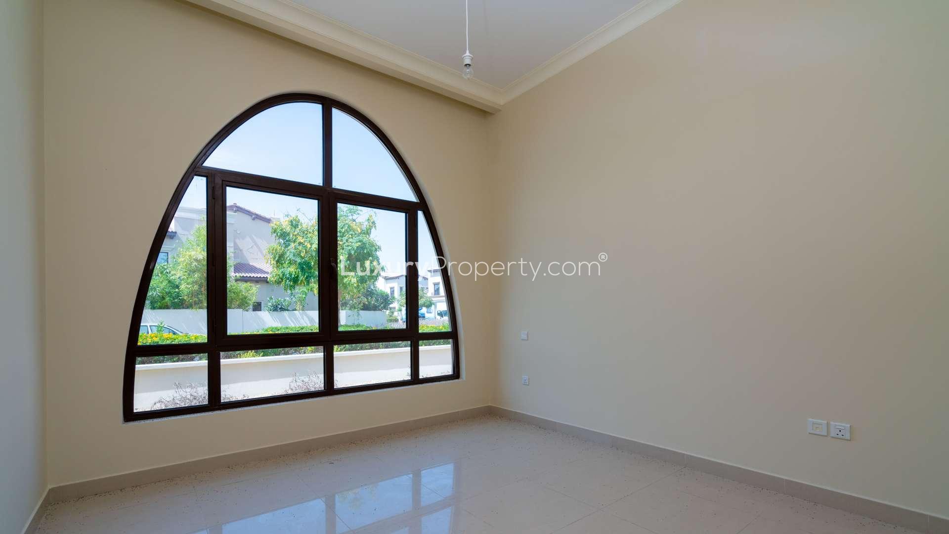 Exterior view of 4-bedroom villa for rent in Rosa, Arabian Ranches 2