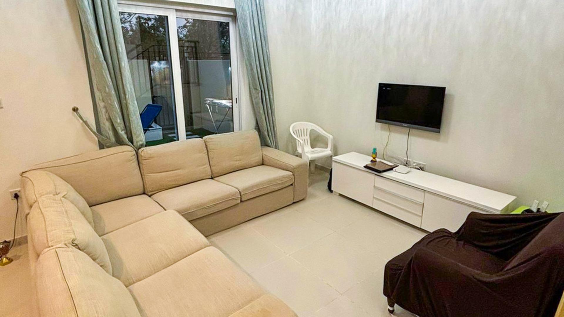 Furnished living room in 4-bed villa, Amaranta 2, Villanova, Dubai Land, for rent