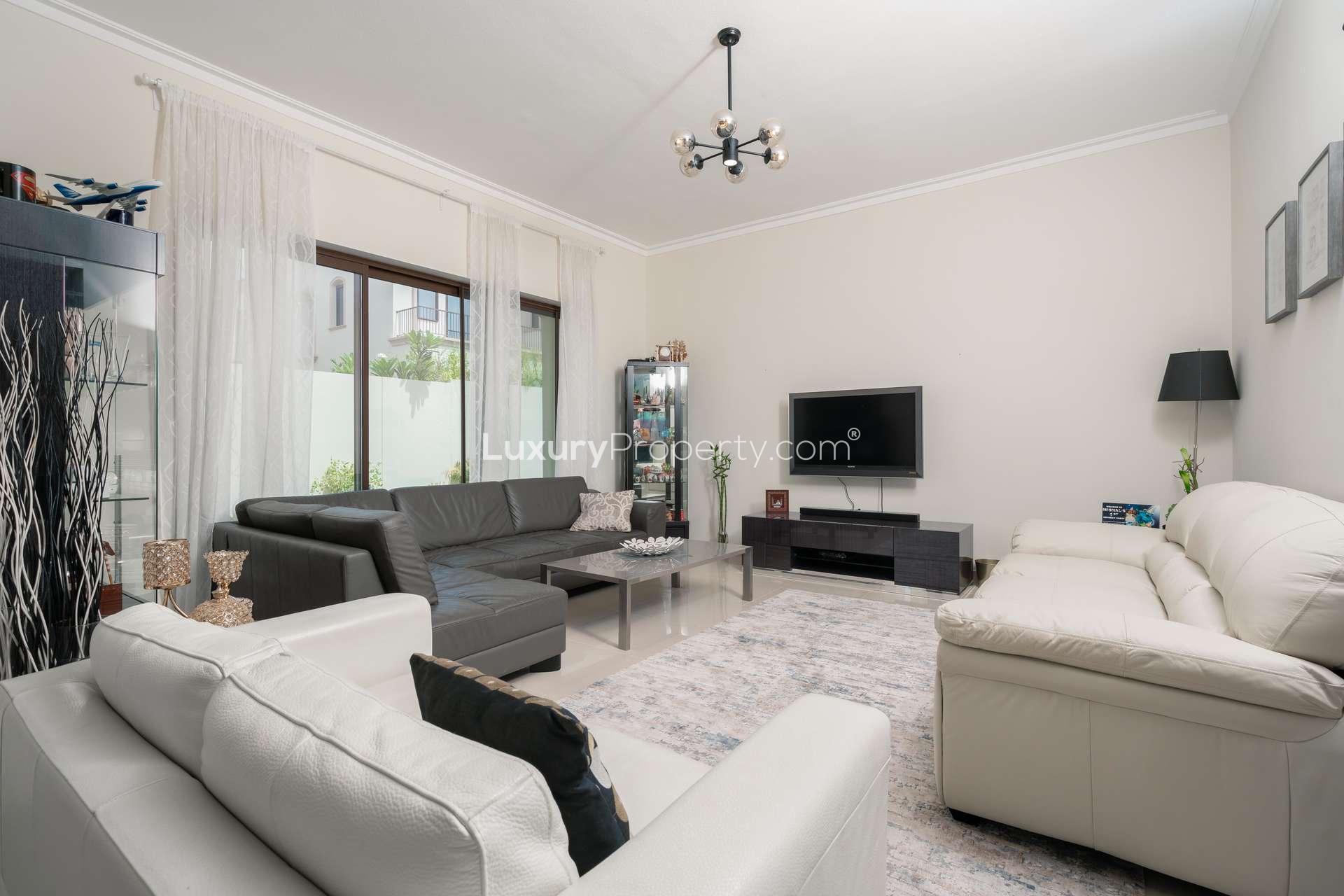 Bedroom interior in 4-bedroom villa for rent, Samara, Arabian Ranches 2