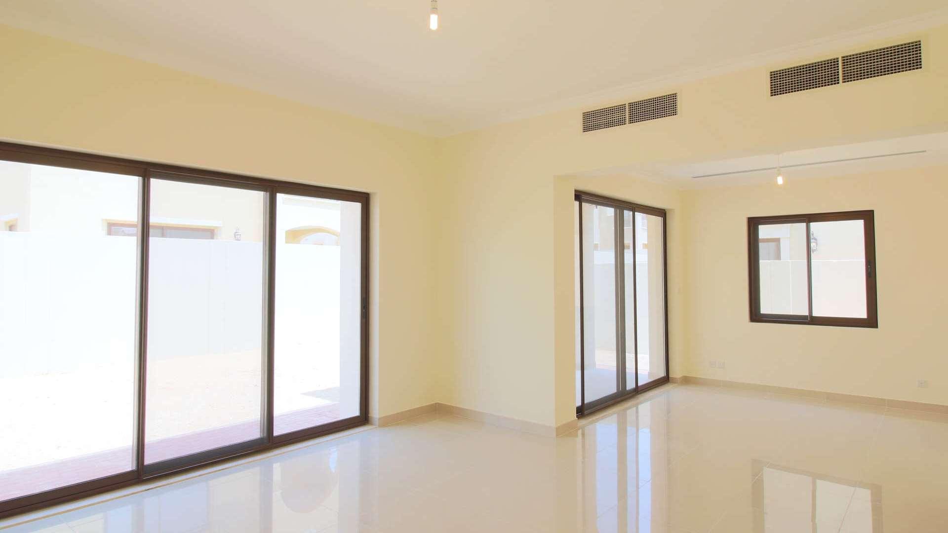 Modern 4-bedroom villa in Samara, Arabian Ranches 2, with landscaped garden, available for rent