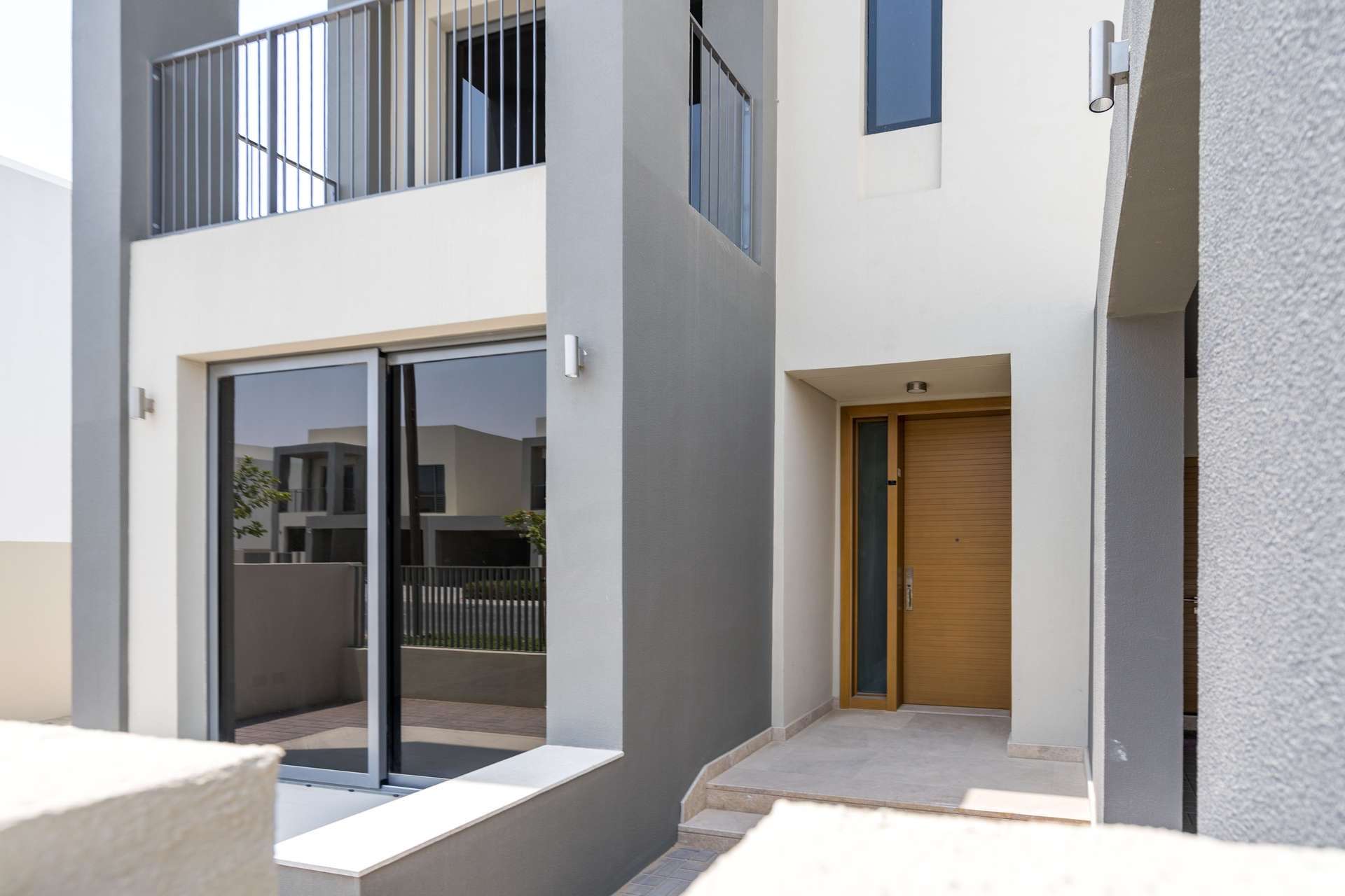 Modern kitchen in spacious 4-bedroom villa, Sidra, Dubai Hills Estate, featuring sleek design elements