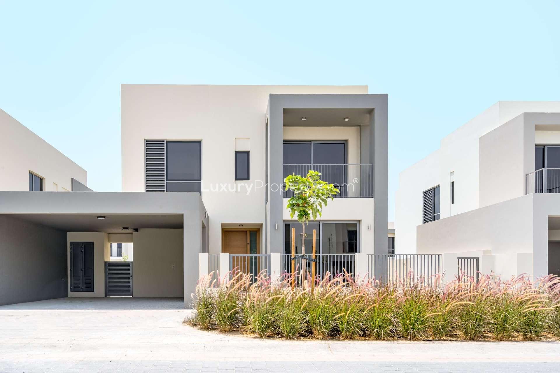 Bright bedroom with large window in Sidra Phase 2 villa, Dubai Hills Estate