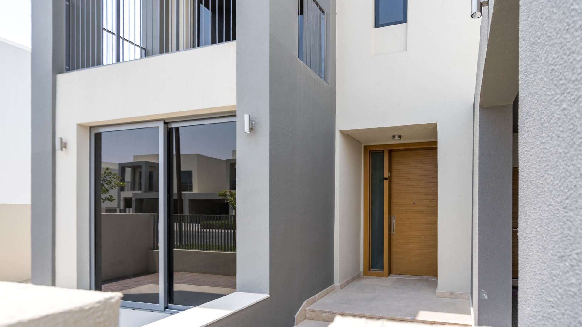 Elegant 4-bedroom villa exterior in Sidra Villas, Dubai Hills Estate