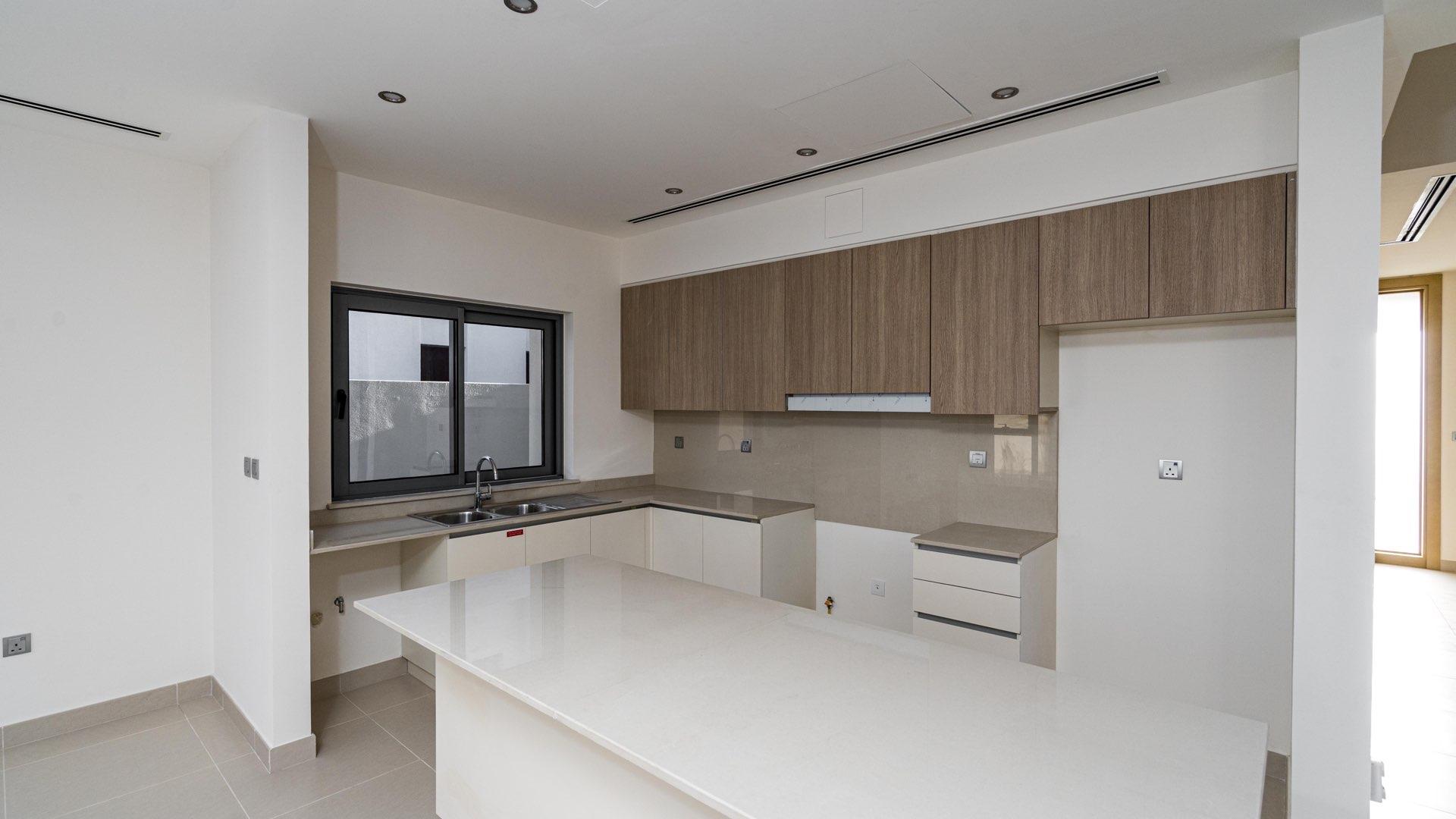 Front entrance of a modern 4-bedroom Sidra Villa in Dubai Hills Estate for rent