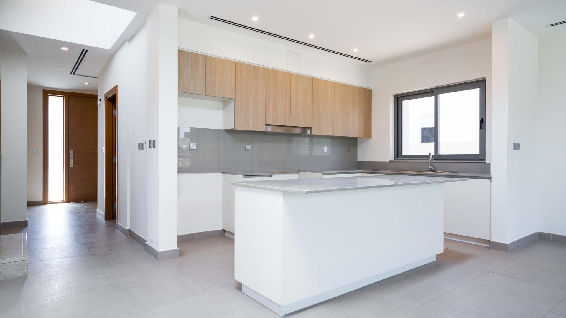 4-Bedroom Villa with Lawn in Sidra, Dubai Hills Estate, for Rent - Exterior View,Modern kitchen in spacious 4-bedroom villa, Sidra, Dubai Hills Estate, for rent