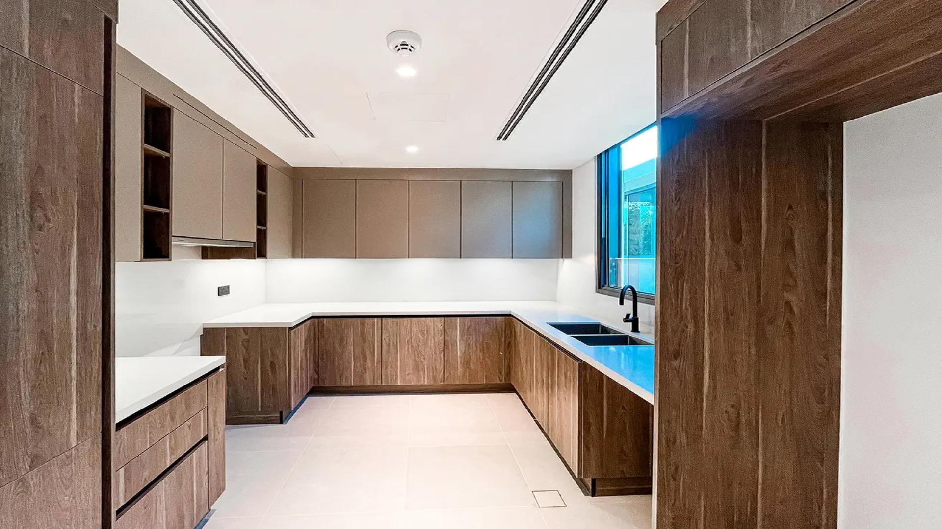 Modern kitchen in 4-bedroom villa for rent, Harmony 1, Tilal Al Ghaf