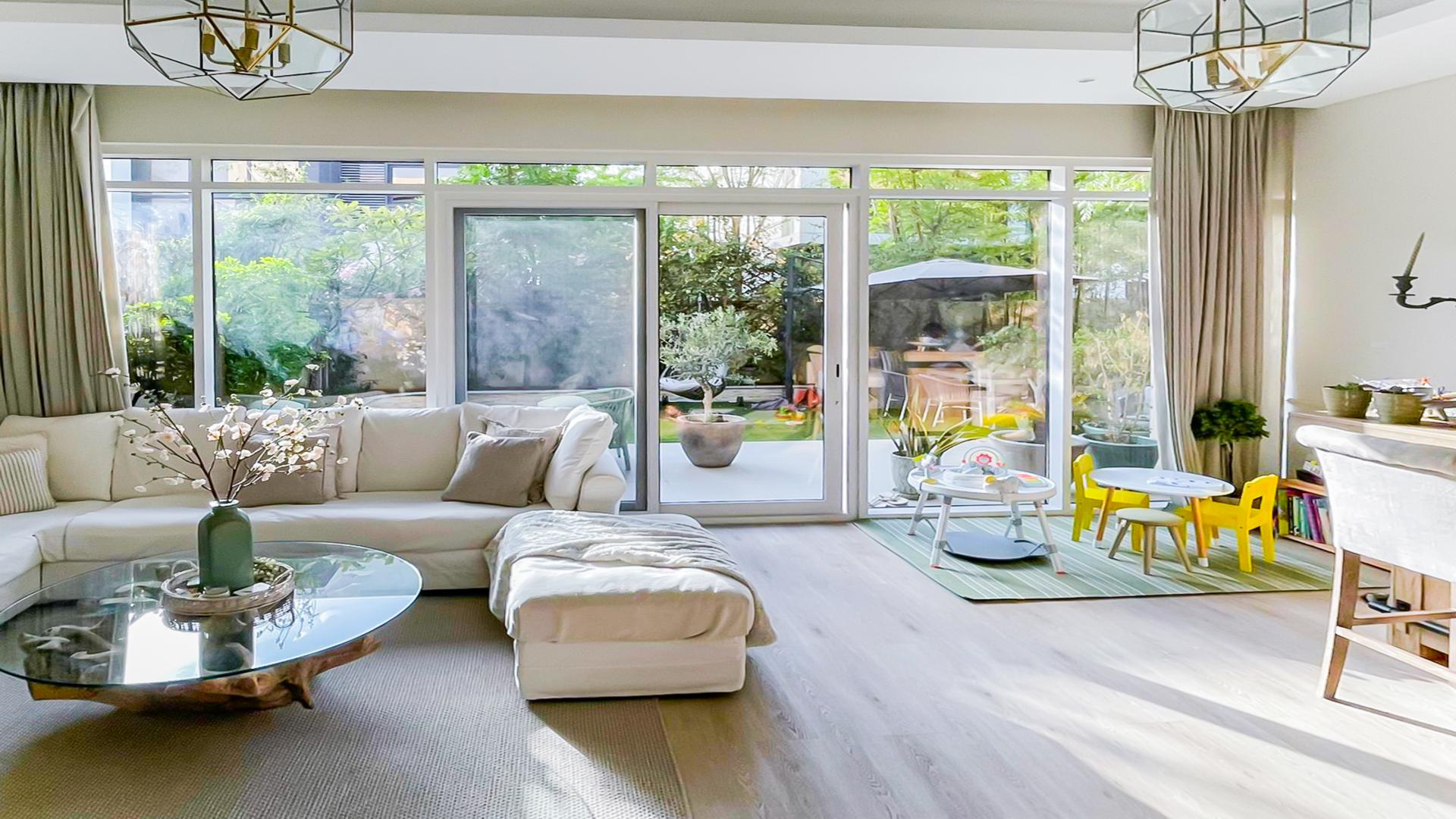 Dining area in upgraded villa, Damac Hills, The Field community, LP13596, 4 beds, 5 baths