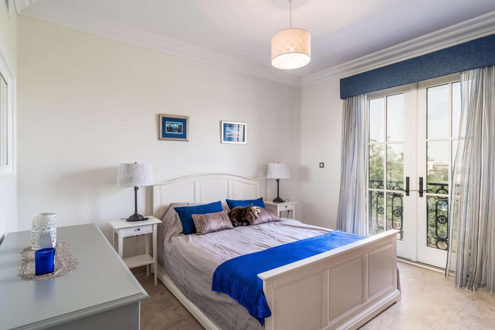 Family-friendly villa with pool and patio in Whispering Pines, Jumeirah Golf Estates, for rent