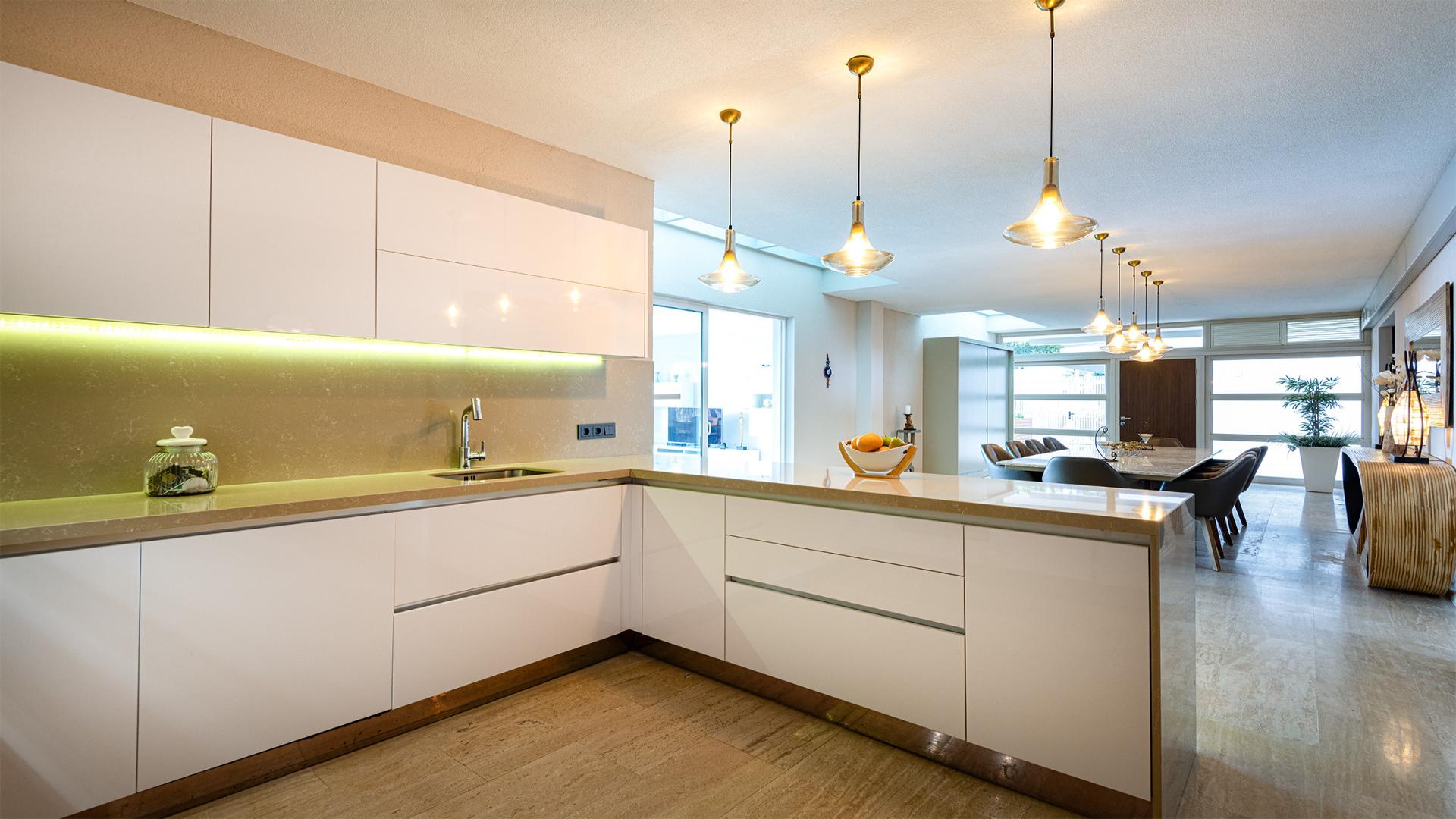 Luxurious living room with sea view at Pera Gümüşlük Evleri, Bodrum villa for sale