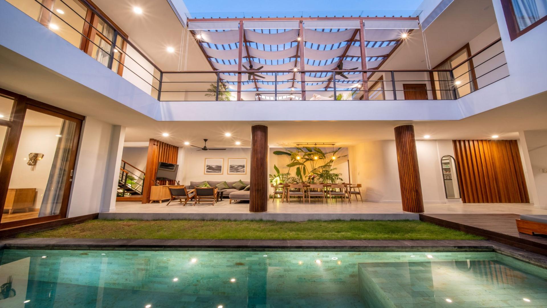 Luxury Berawa villa with pool and lush garden, perfect for sale in Bali