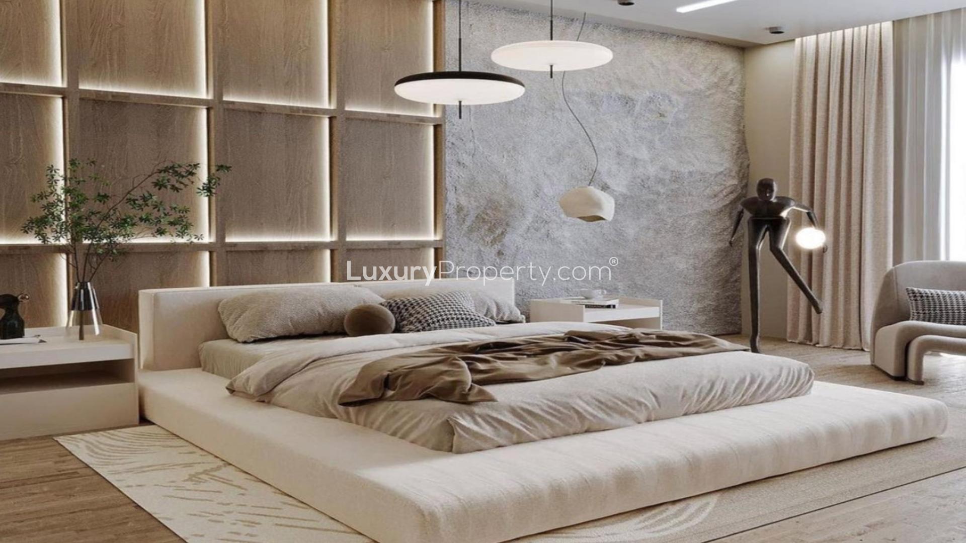 Luxurious living room in upgraded 4-bedroom villa, Jumeirah Islands Cluster 27