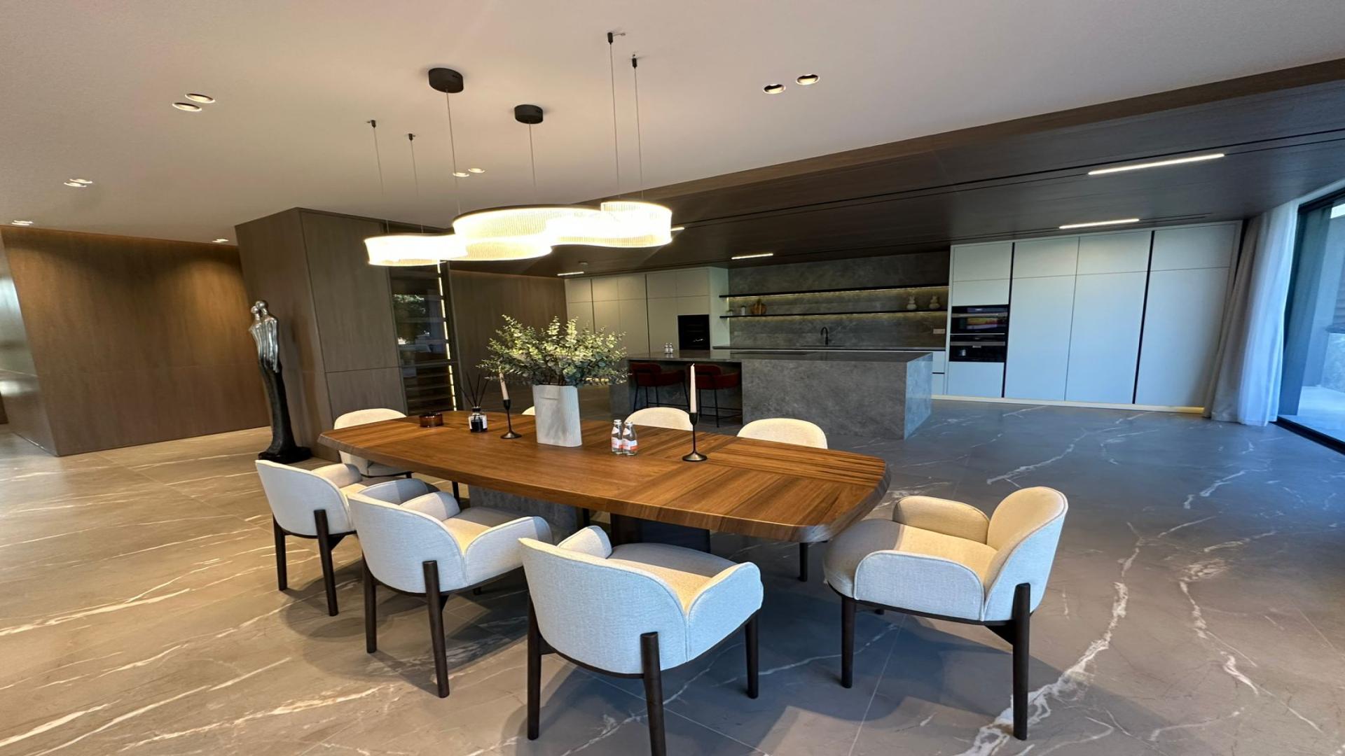 Private pool overlooking golf course at luxurious Jumeirah Golf Estates villa for sale