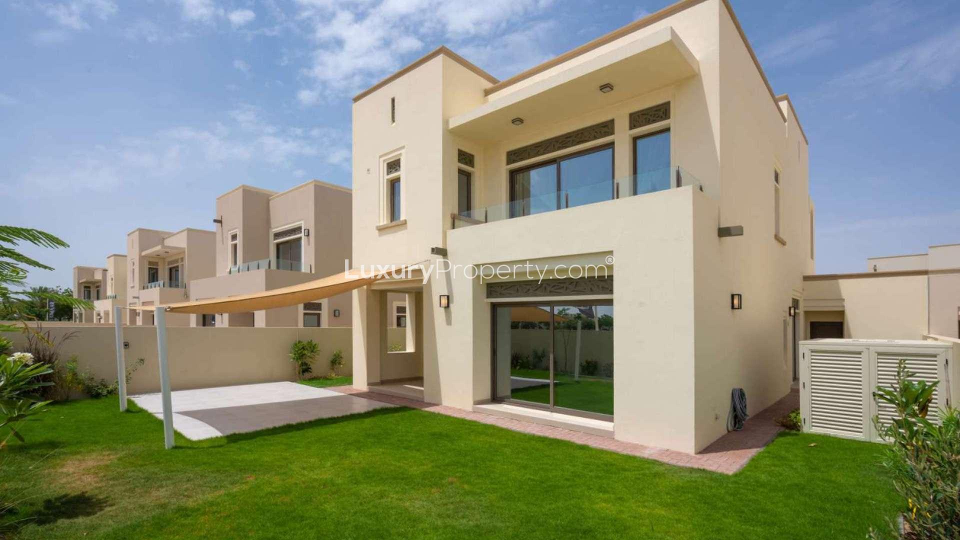 Bright hallway in vacant standalone corner villa, Arabian Ranches 2, Azalea community