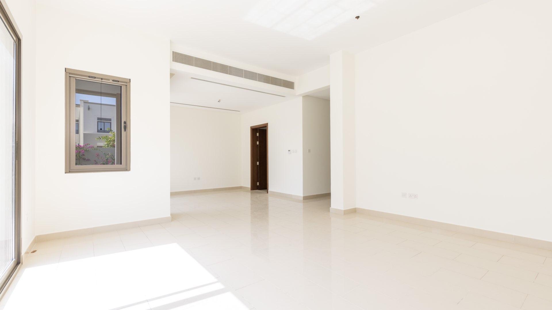 Bright, spacious living area in vacant 4-bedroom villa, Azalea, Arabian Ranches 2 for sale