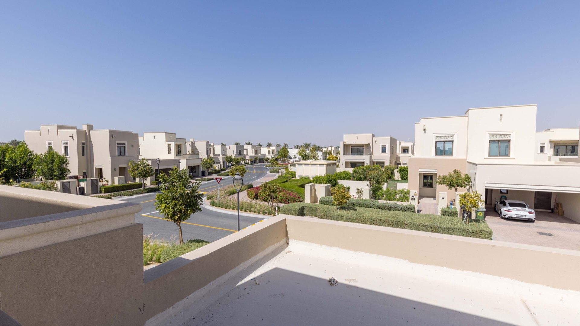 "Spacious, sunlit villa interior with garden view in Arabian Ranches 2, Azalea community.",Corner villa on a large plot in Azalea, Arabian Ranches 2, for sale