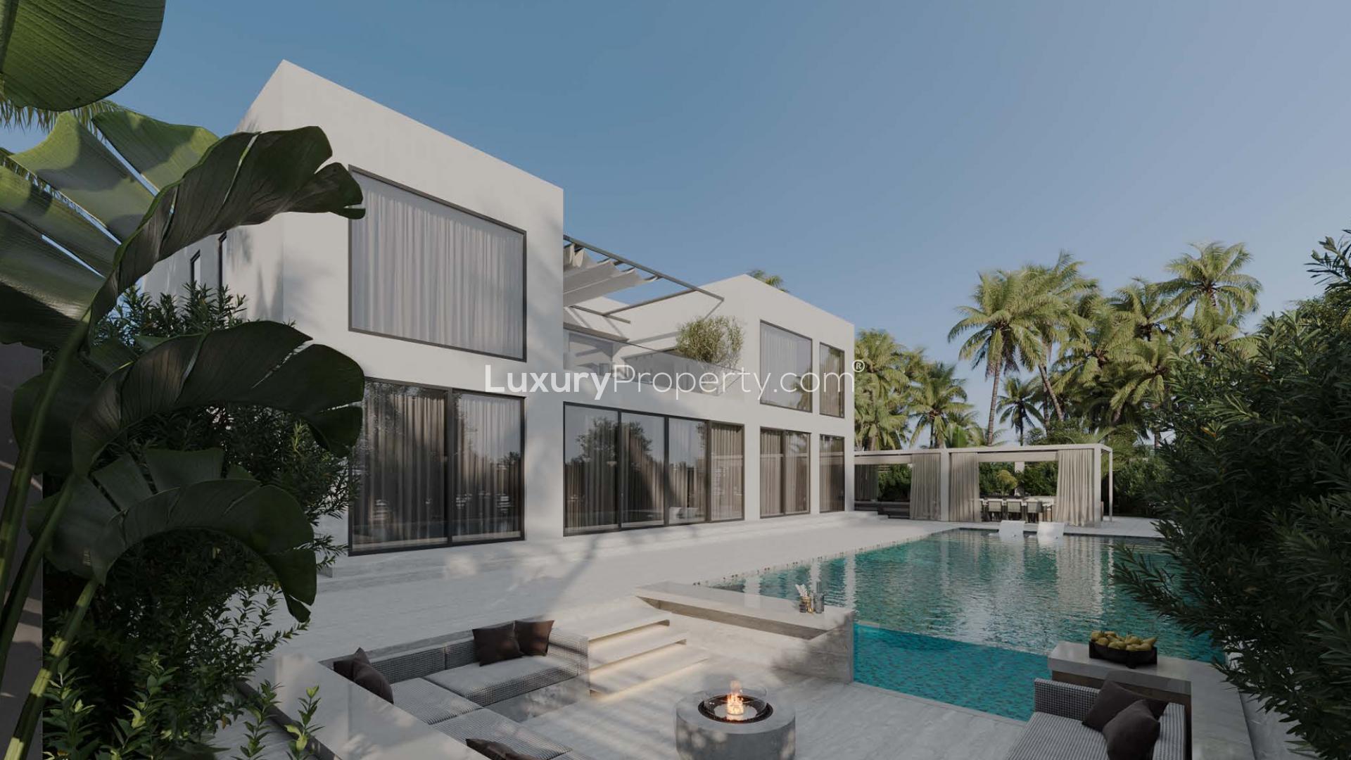 Luxurious living room in 4-bedroom villa, Jumeirah Islands, Costa Del Sol, modern design