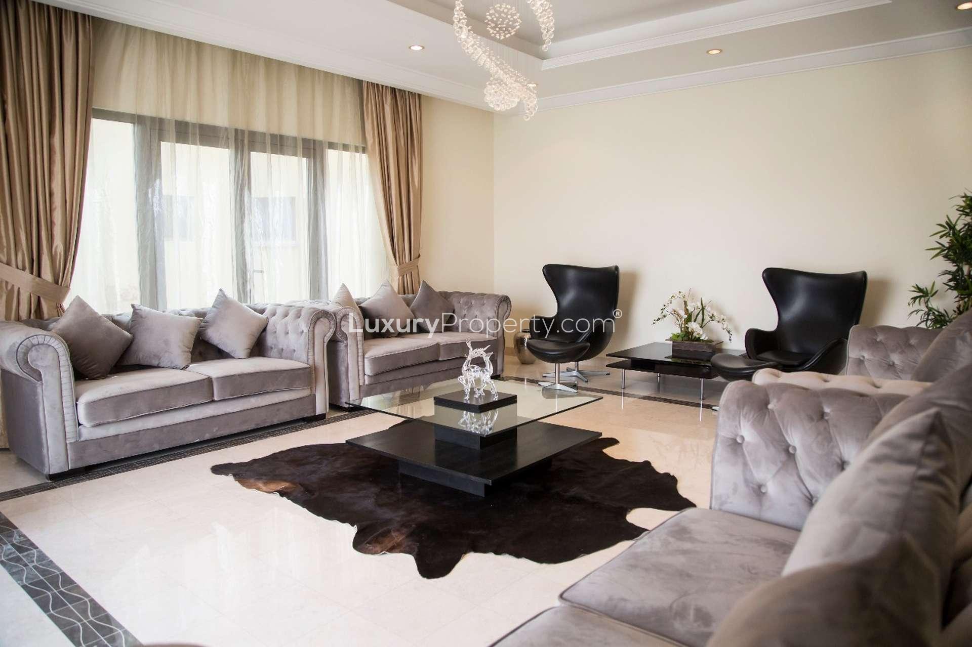 Elegant living room in upgraded 4-bedroom villa, Palm Jumeirah Garden Homes, for sale