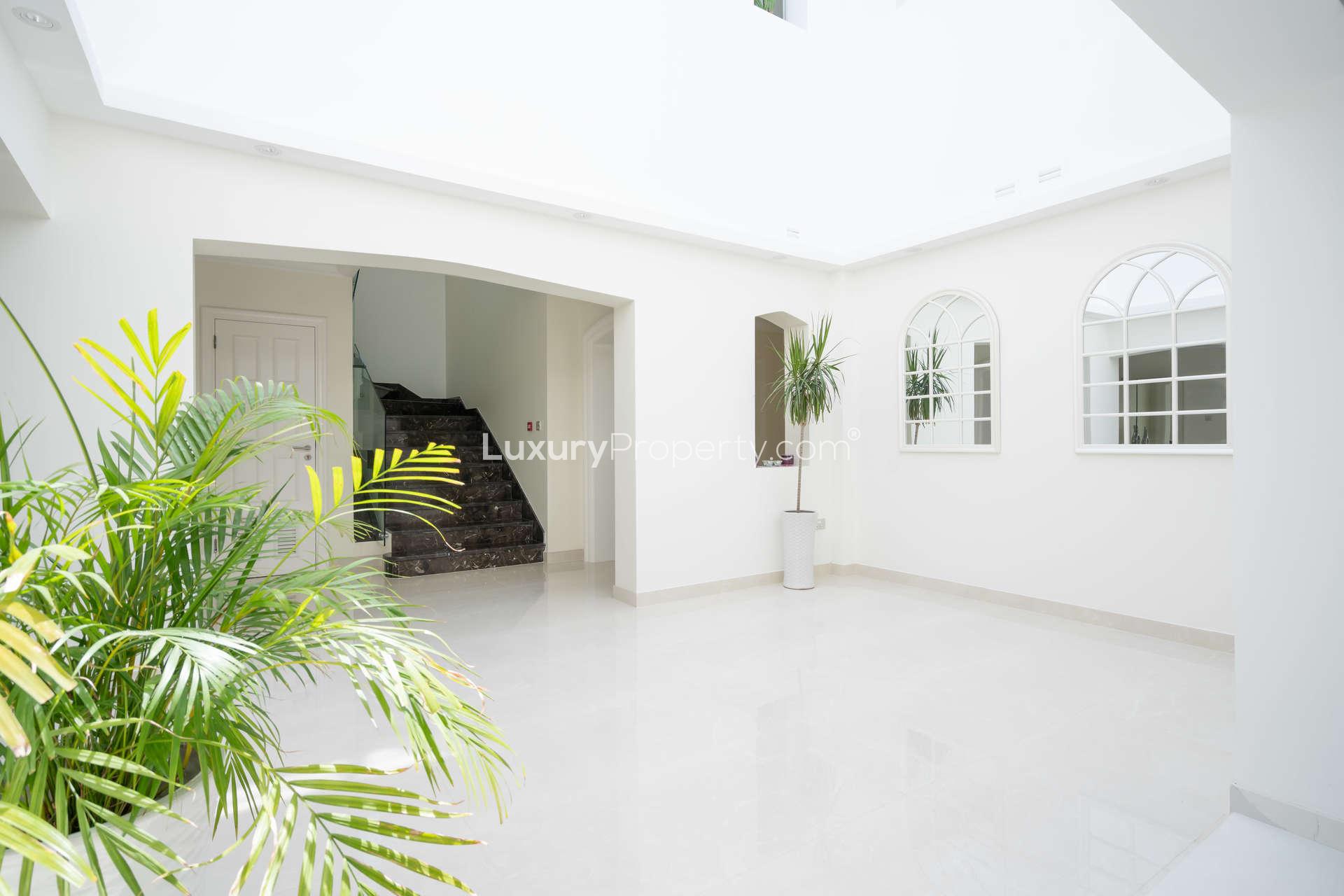 Luxury villa with lush golf course views in Jumeirah Golf Estates, 4 beds, 5 baths