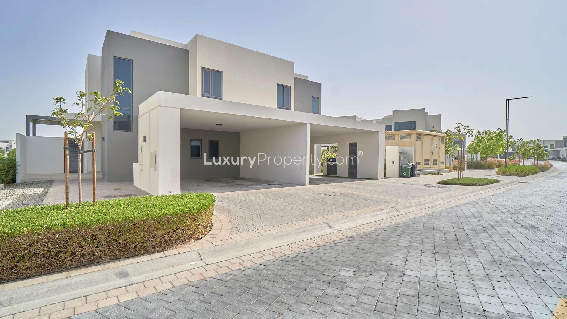 4-bedroom villa exterior in Dubai Hills Estate, Maple community, single row, park views