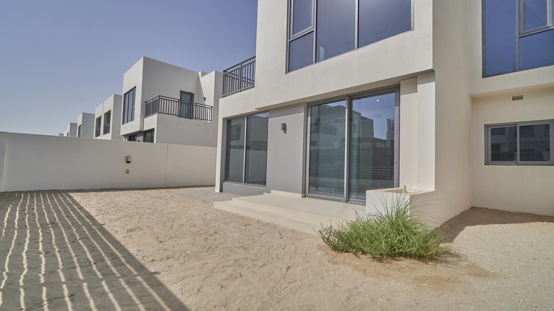 Exterior view of upgraded 4-bedroom villa in Maple, Dubai Hills Estate for sale