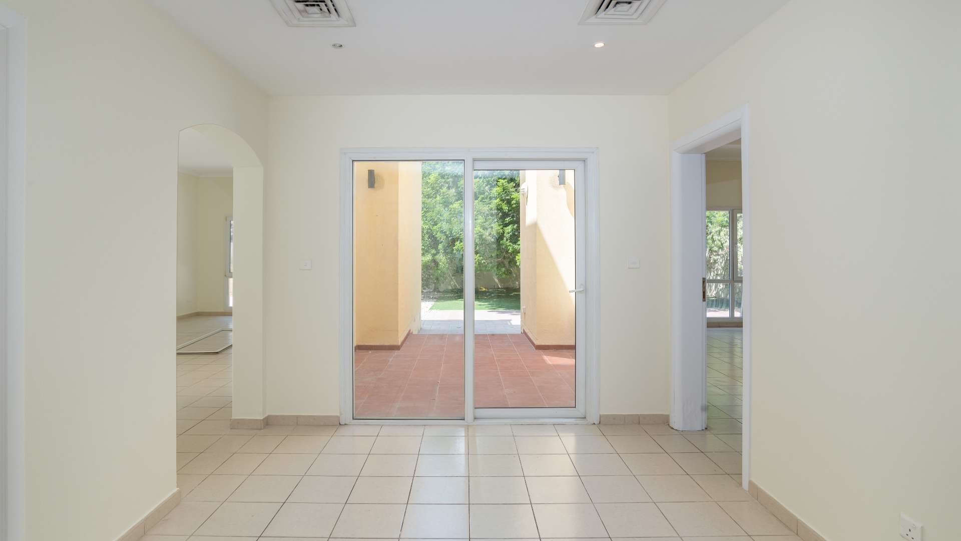 Large corner plot garden with trees in Meadows 2 villa for sale