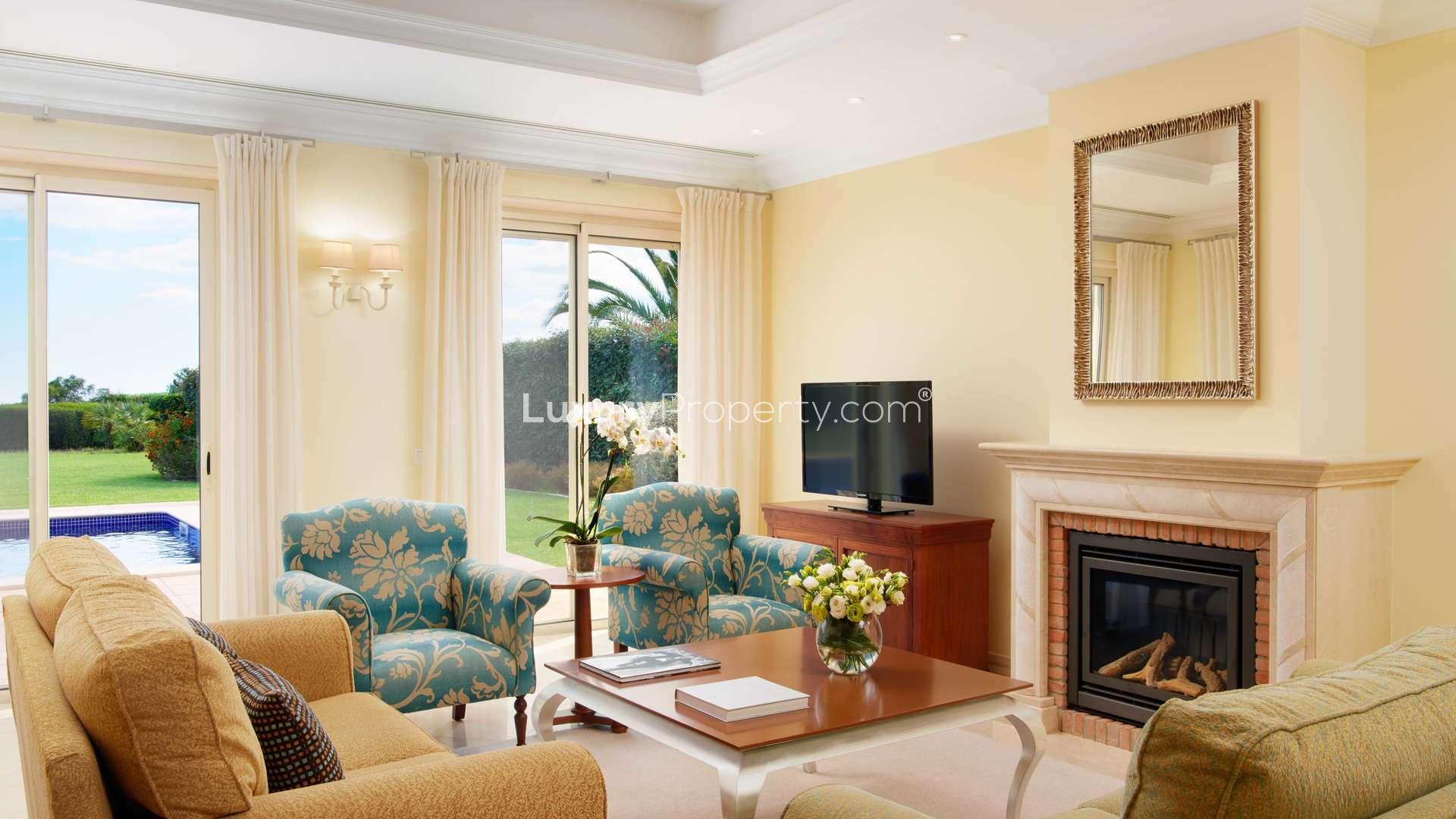 Elegant 4-bedroom villa with lush greenery at Monte Rei Golf, Algarve, Portugal for sale