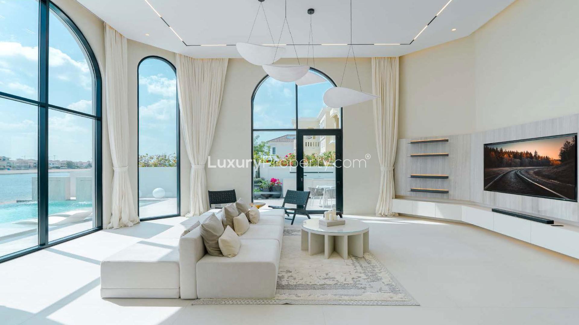 Luxurious Palm Jumeirah villa with pool, modern design, spacious terrace, Garden Homes community