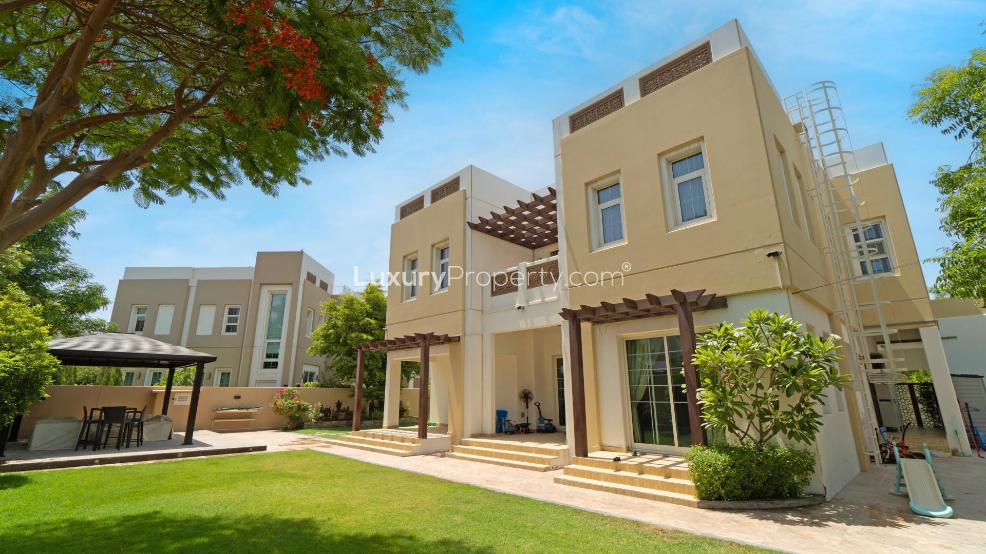 4-bedroom villa garden view in Rahat, Mudon, Dubai – perfect family home for sale