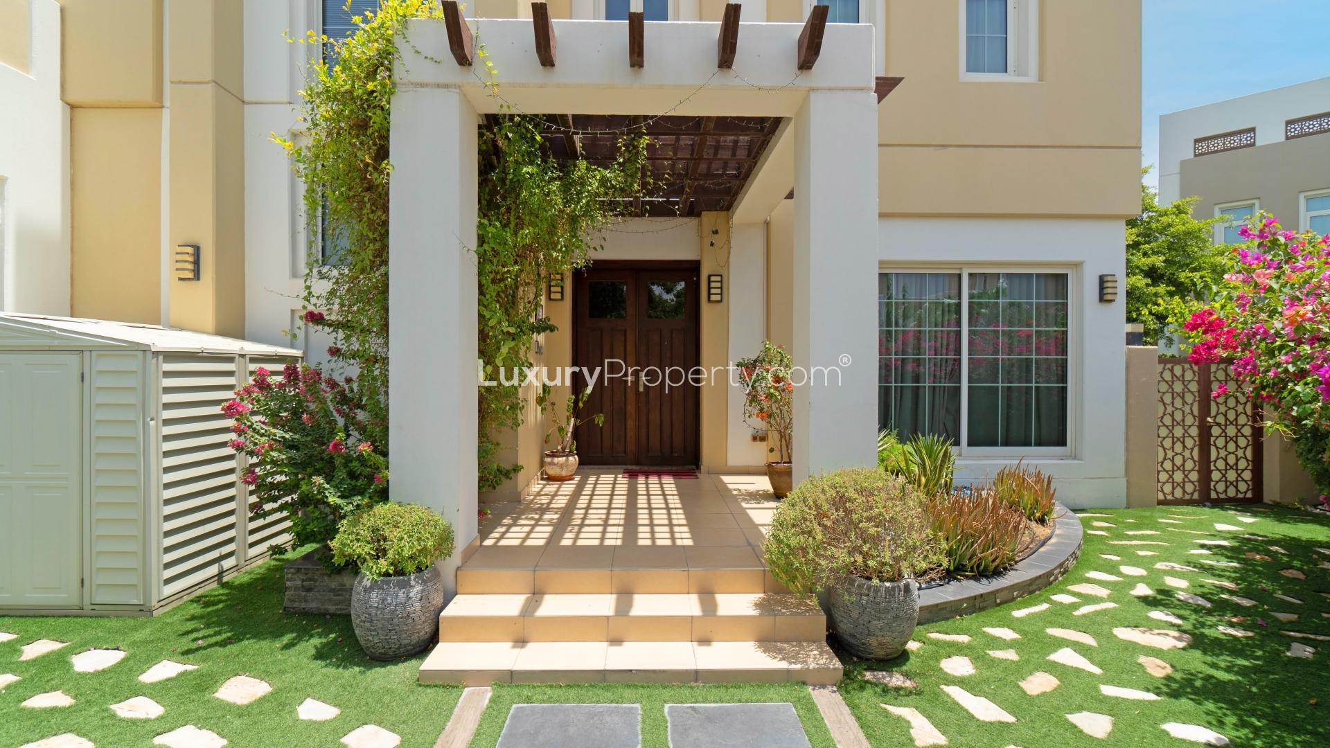 4-bedroom villa for sale in Rahat, Mudon, Dubai with spacious garden and modern design