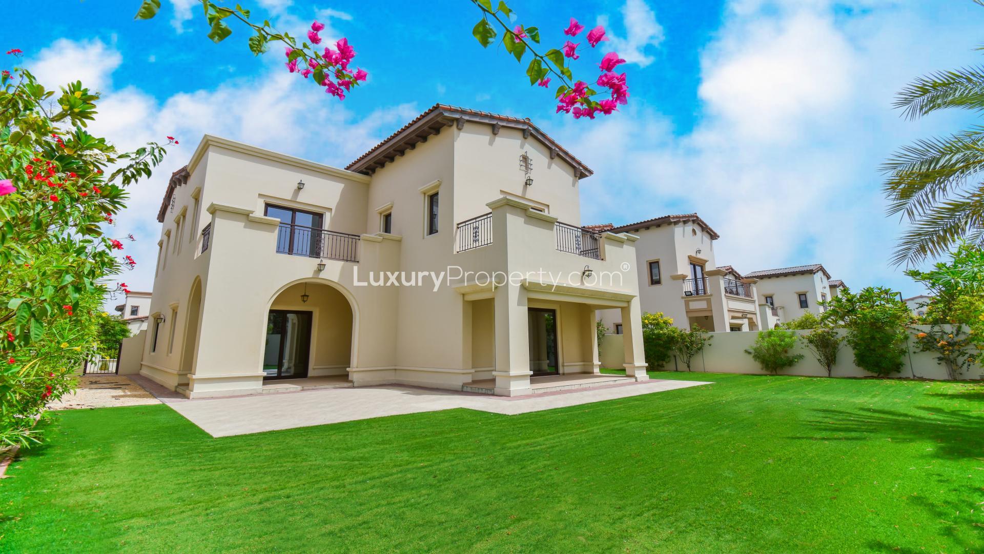 Spacious living room in 4-bedroom villa for sale, Rasha, Arabian Ranches 2