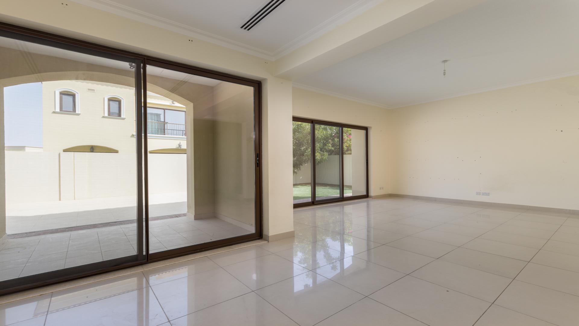 Spacious 4-bedroom villa on corner plot in Samara, Arabian Ranches 2 for sale