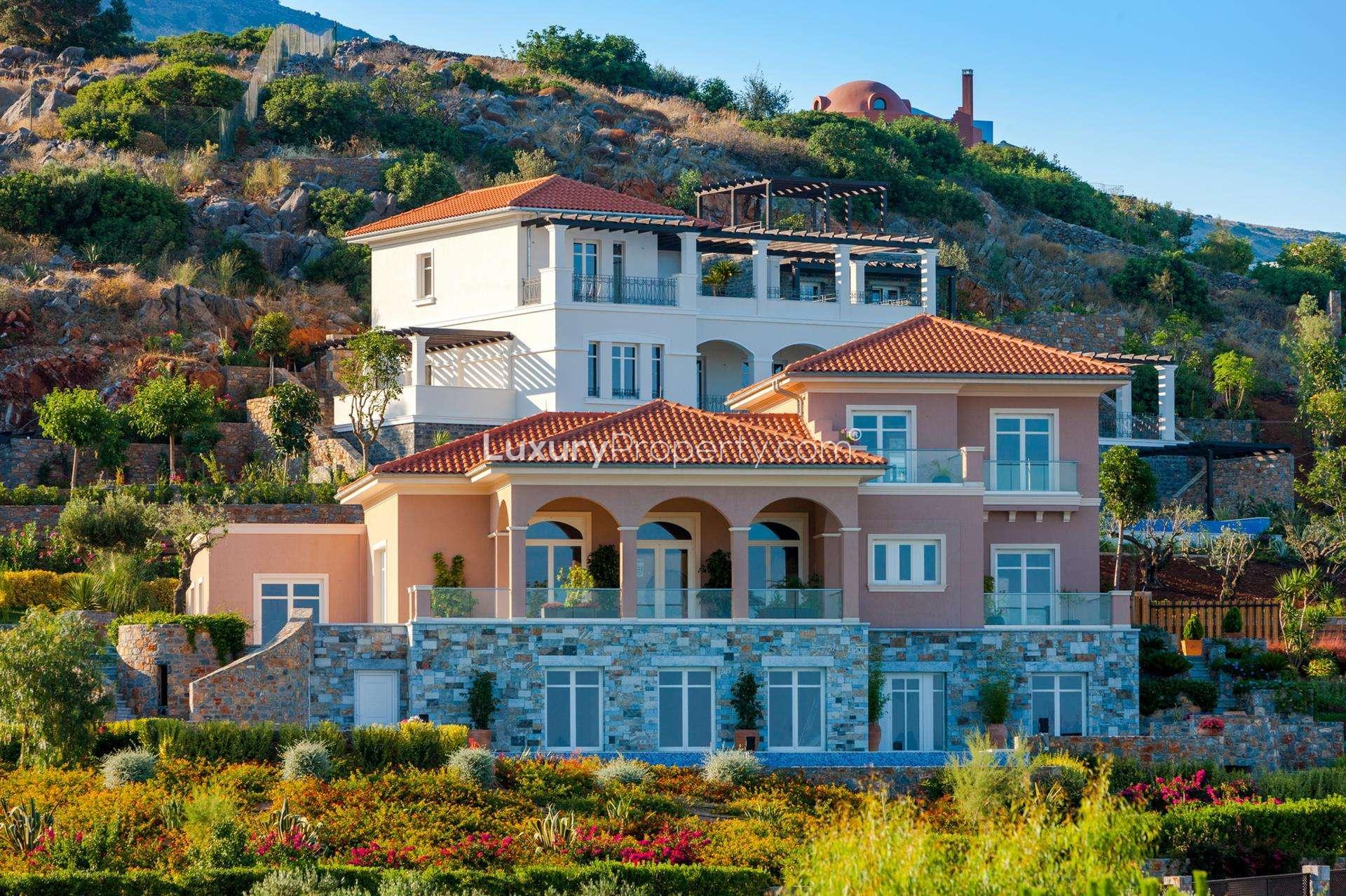 Exceptional Villa Diana in Crete with sea view, 4 bedrooms, 5 bathrooms for sale