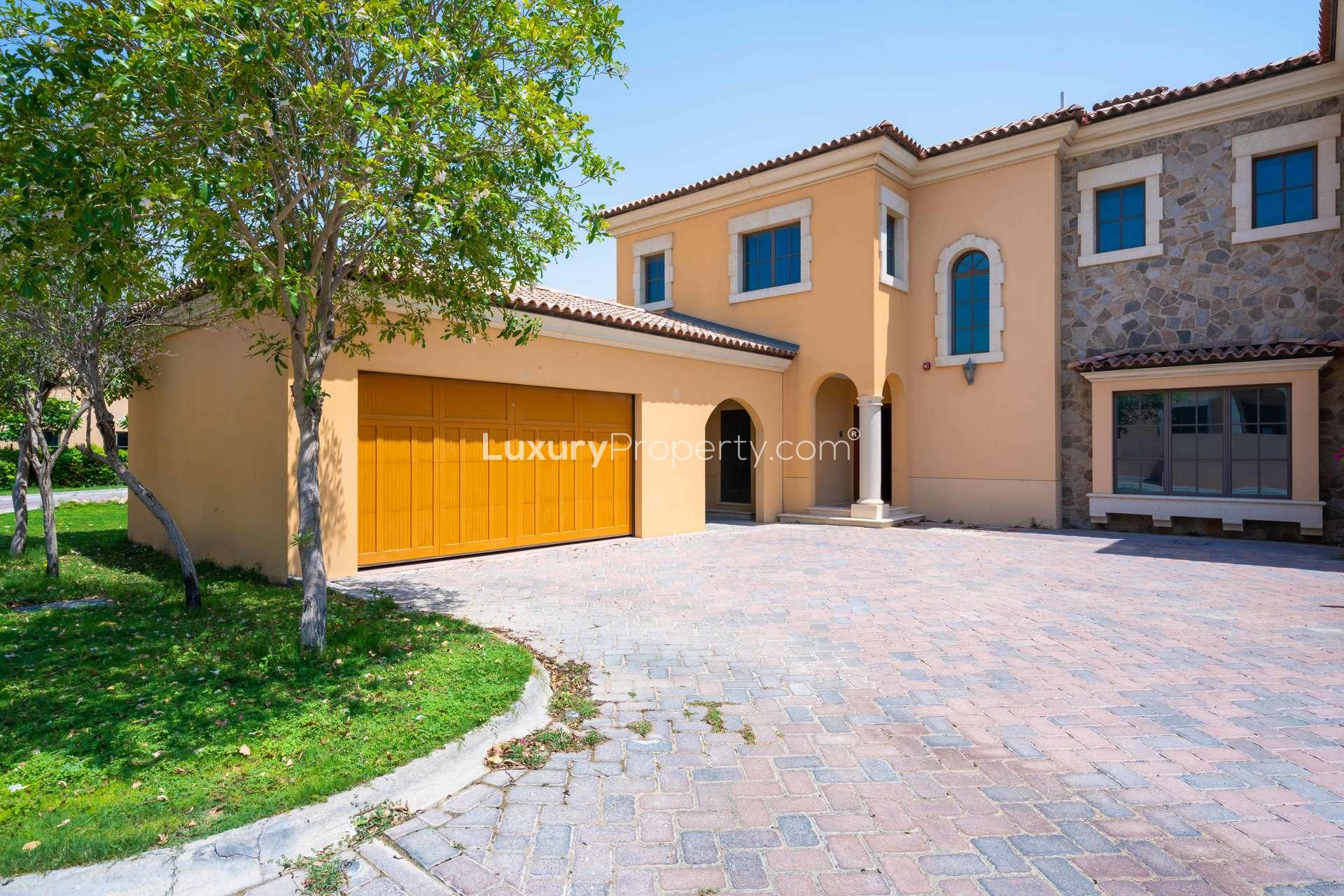 4BR Villa for rent in Earth, Jumeirah Golf Estates