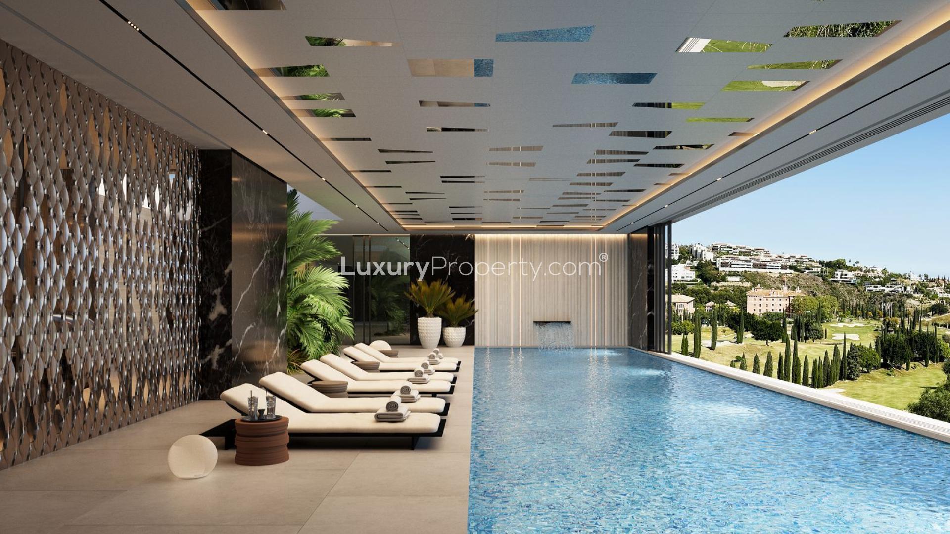 Luxurious 6-bedroom villa with pool in Los Flamingos, Benahavís, for sale