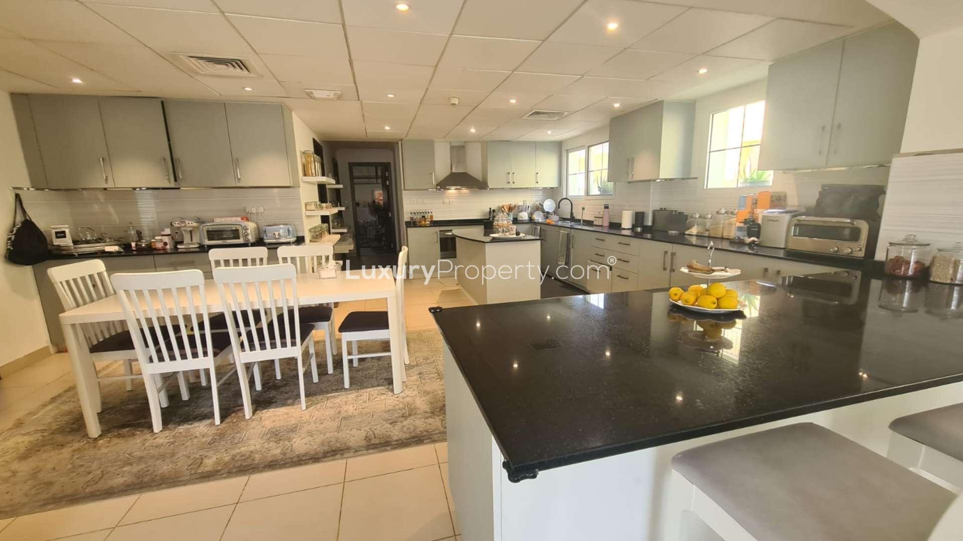 Luxurious living room in 5-bed villa, Jumeirah Golf Estates, Earth community, elegant interior design