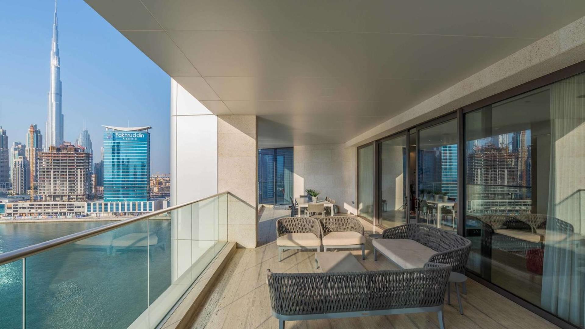 Luxurious dining area in Volante penthouse, Business Bay, featuring elegant decor and ample seating