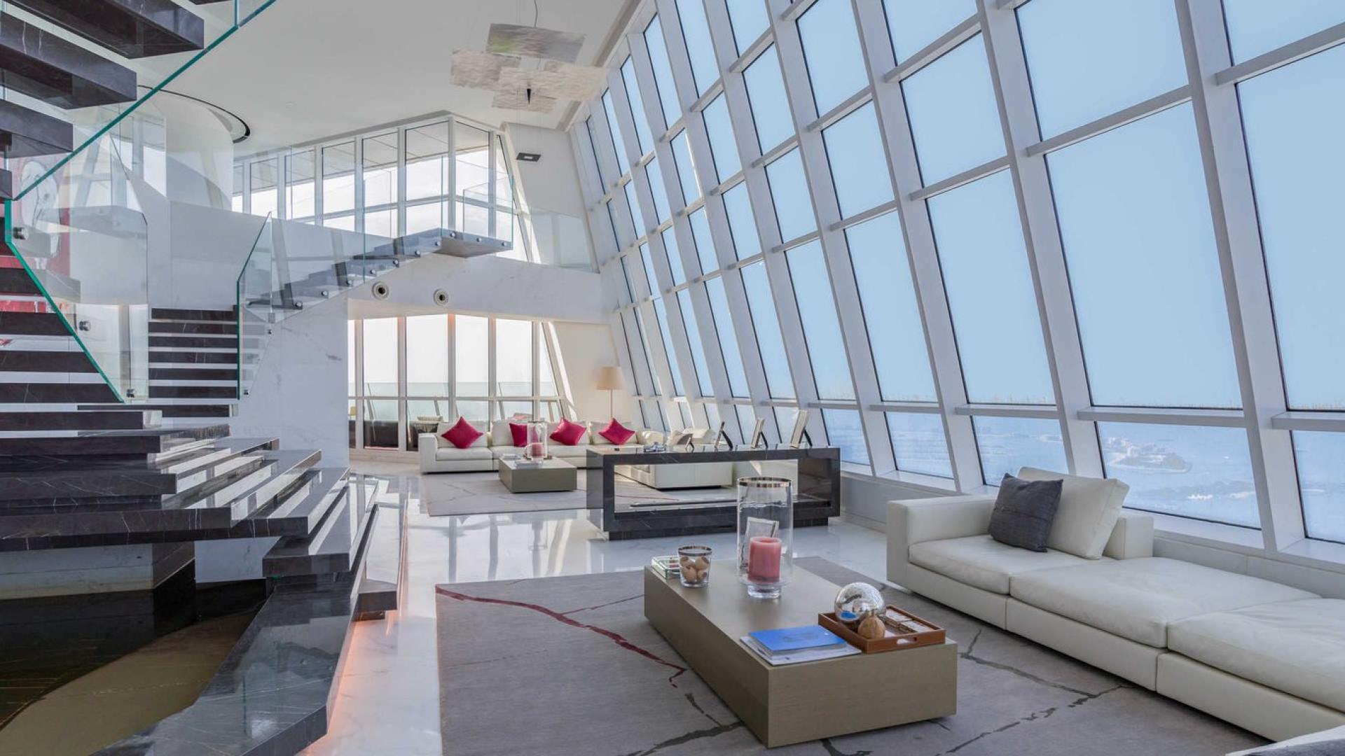 Luxury penthouse living room with modern decor in Marina 23 Tower, Dubai Marina