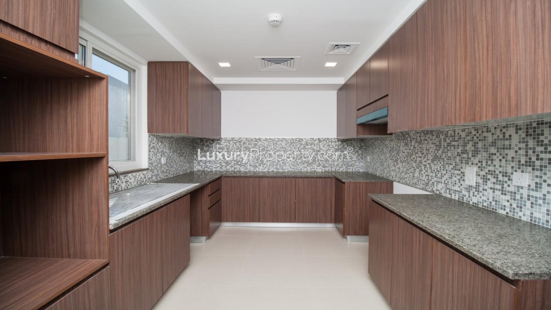 Spacious living area in 5-bedroom villa, Arabella Townhouses 2, Mudon, for rent