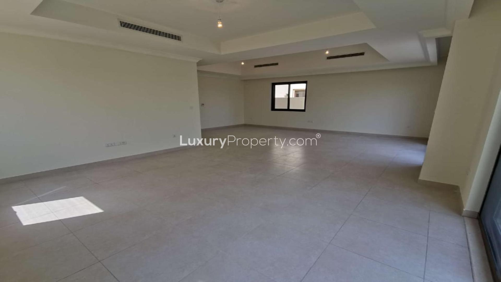 Spacious living area in 5-bedroom villa, Palma, Arabian Ranches 2, Dubai for rent