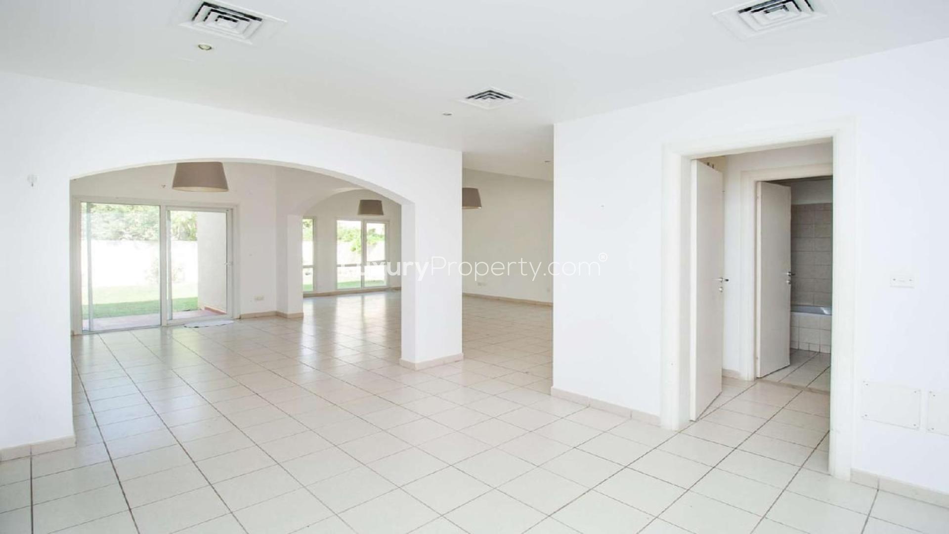 Exterior view of 5-bedroom villa with garden for rent in Meadows 2, prime location