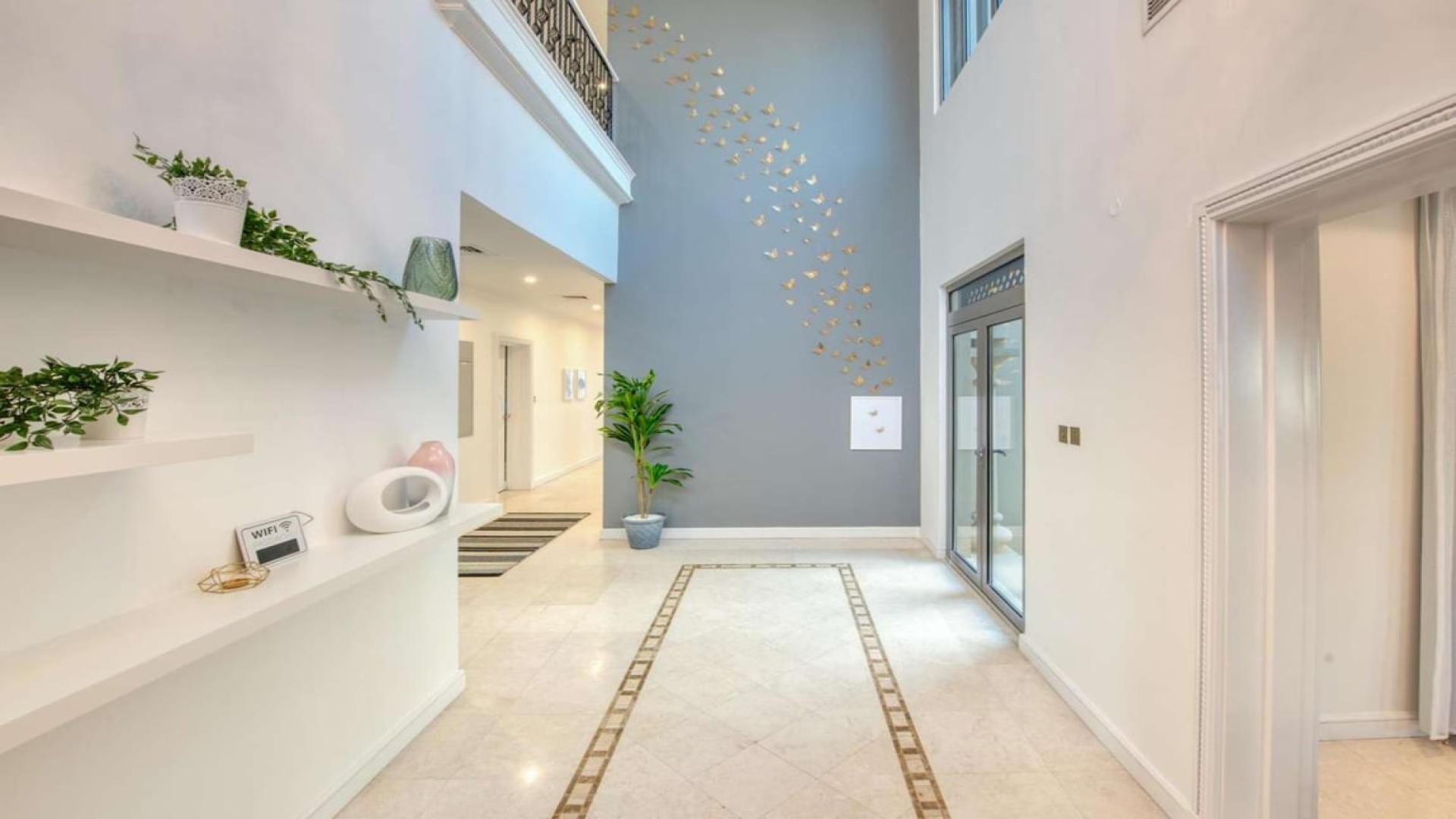 Luxurious 5-bedroom villa with beachfront view in Palm Jumeirah's Garden Homes community