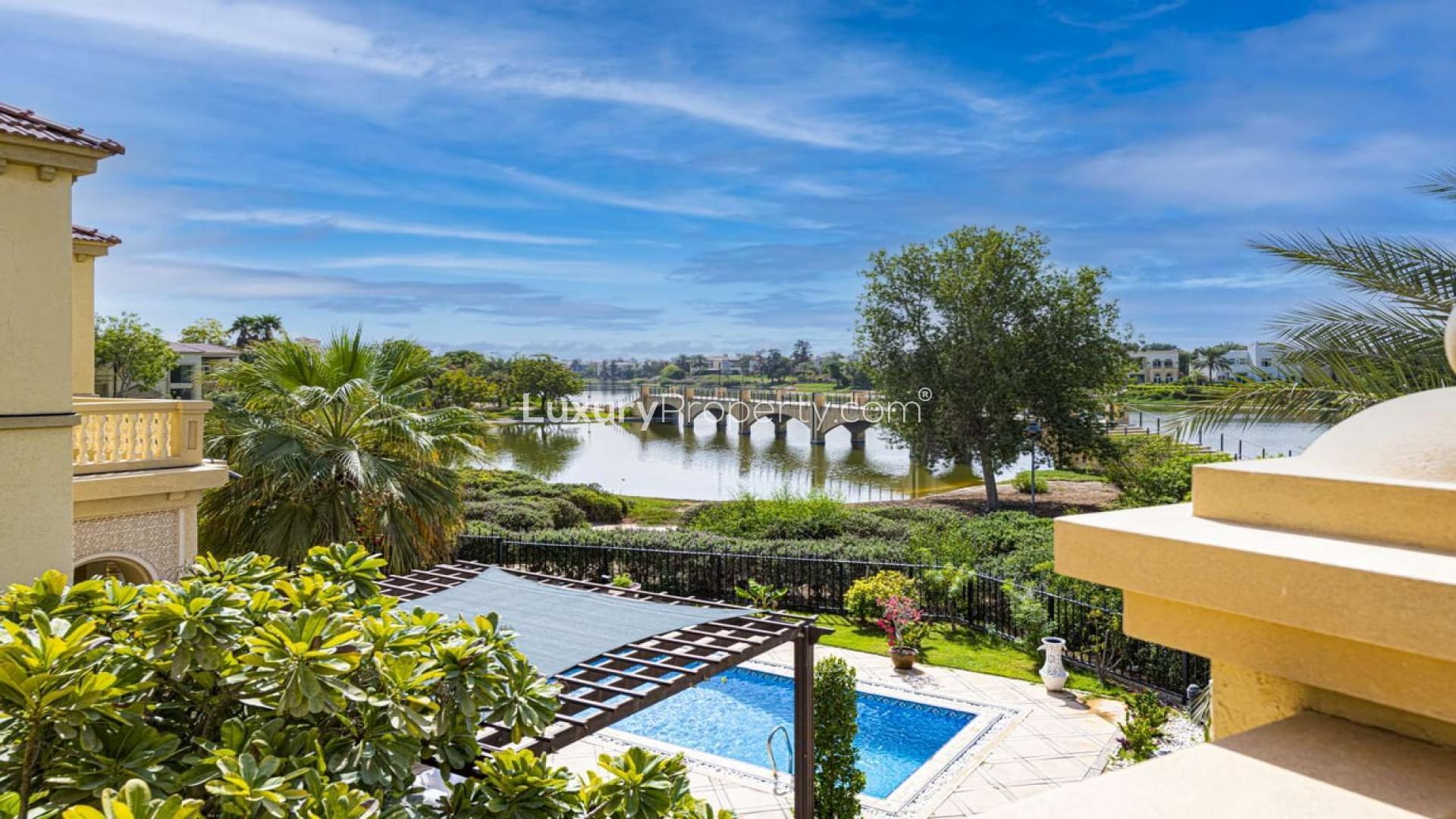 Luxurious fully furnished villa exterior in Jumeirah Islands, Cluster 08 for rent