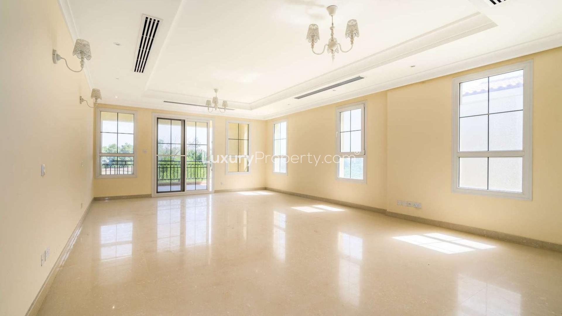 Beautiful 5-bedroom villa with pool and golf views at Jumeirah Golf Estates, Earth community