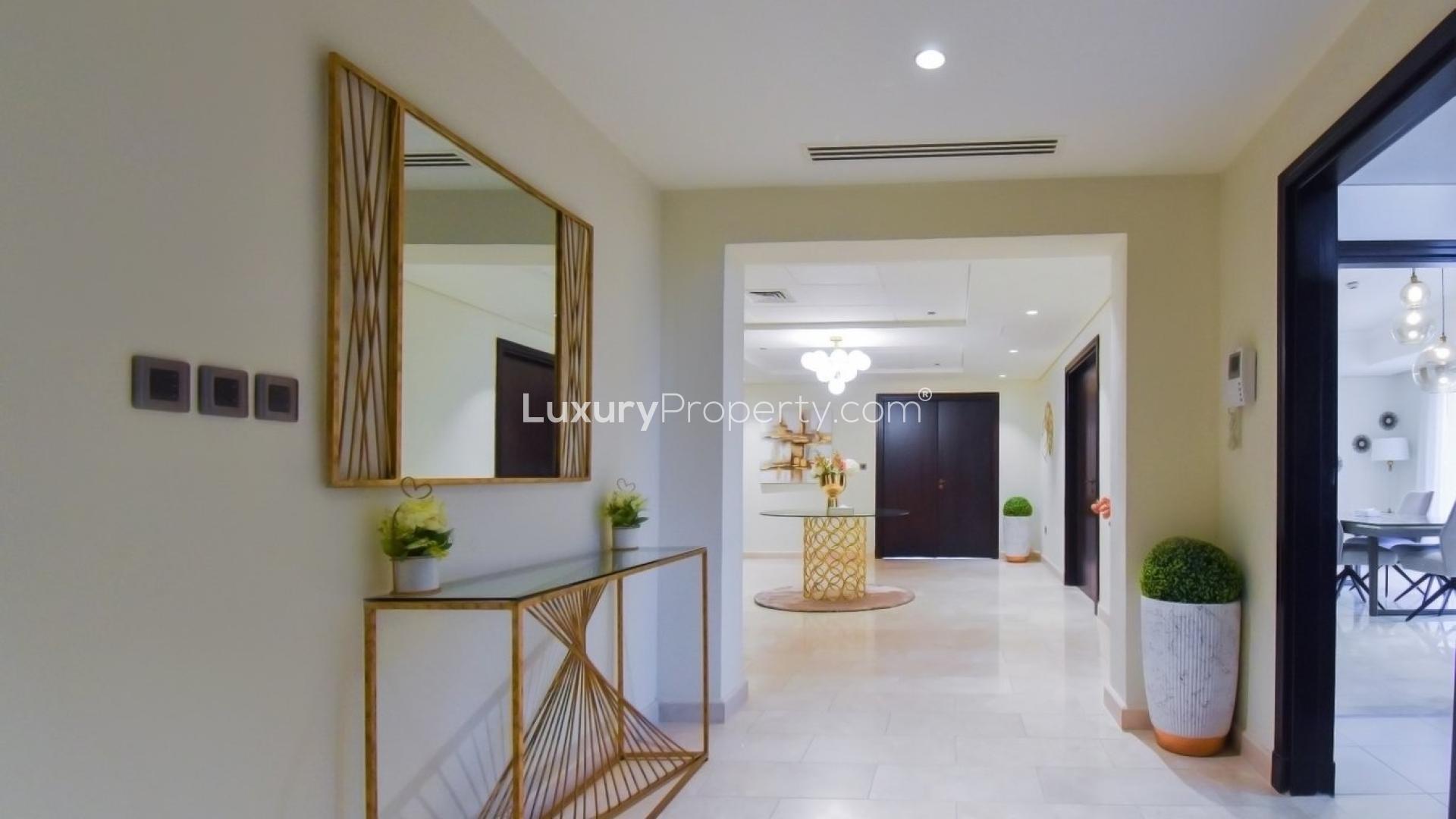 Luxurious Palm Jumeirah villa pool with ocean view at Balqis Residences, Kingdom of Sheba