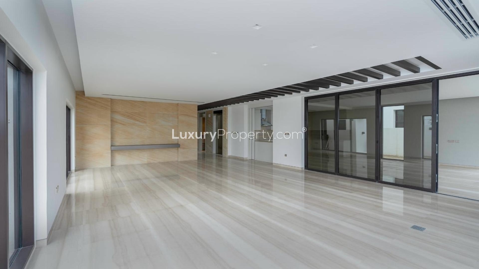 Golf course view from luxury villa in Damac Hills, Trevi community, LP41135