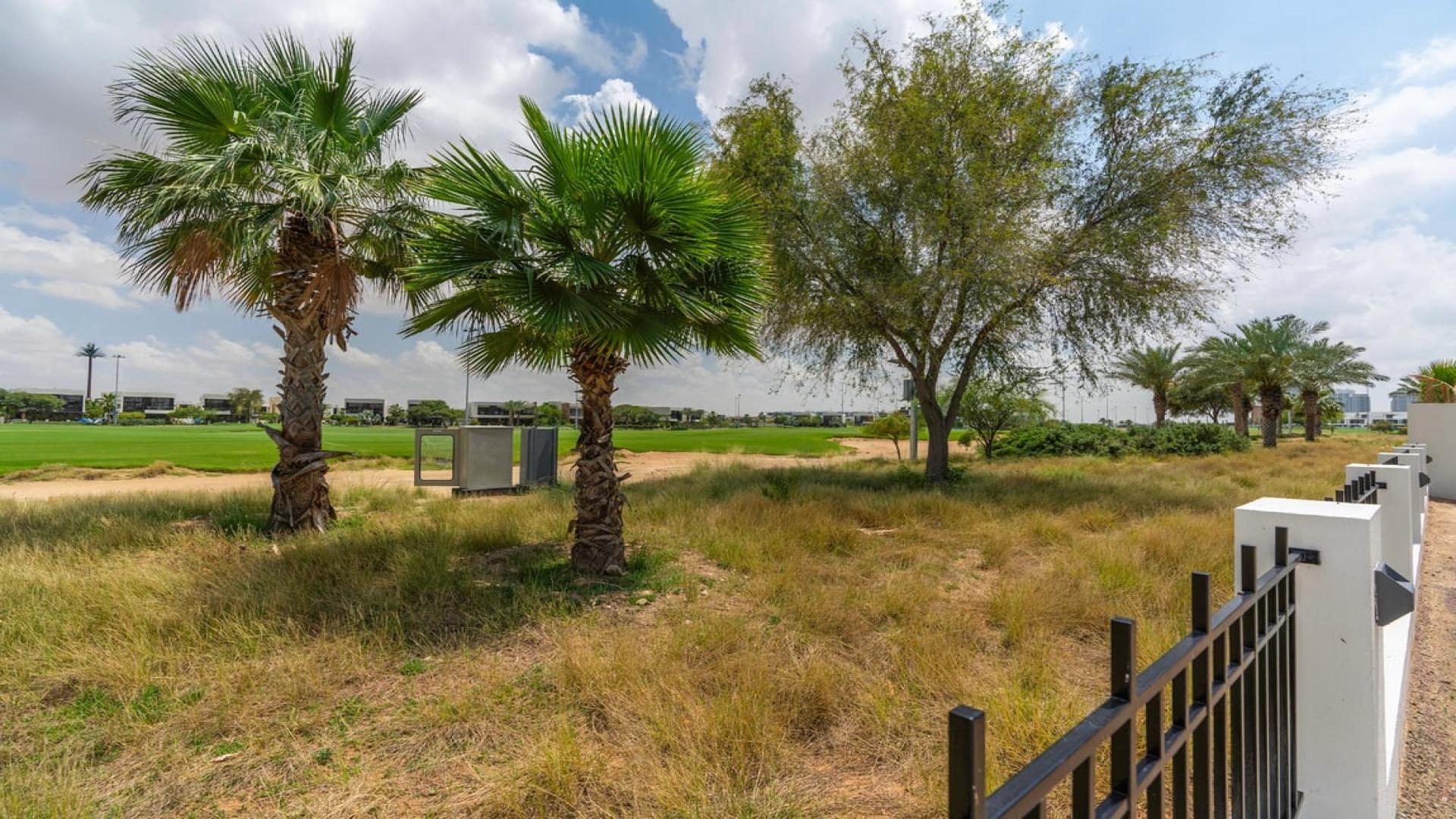 Rooftop terrace with golf course view in Damac Hills Trevi villa for rent