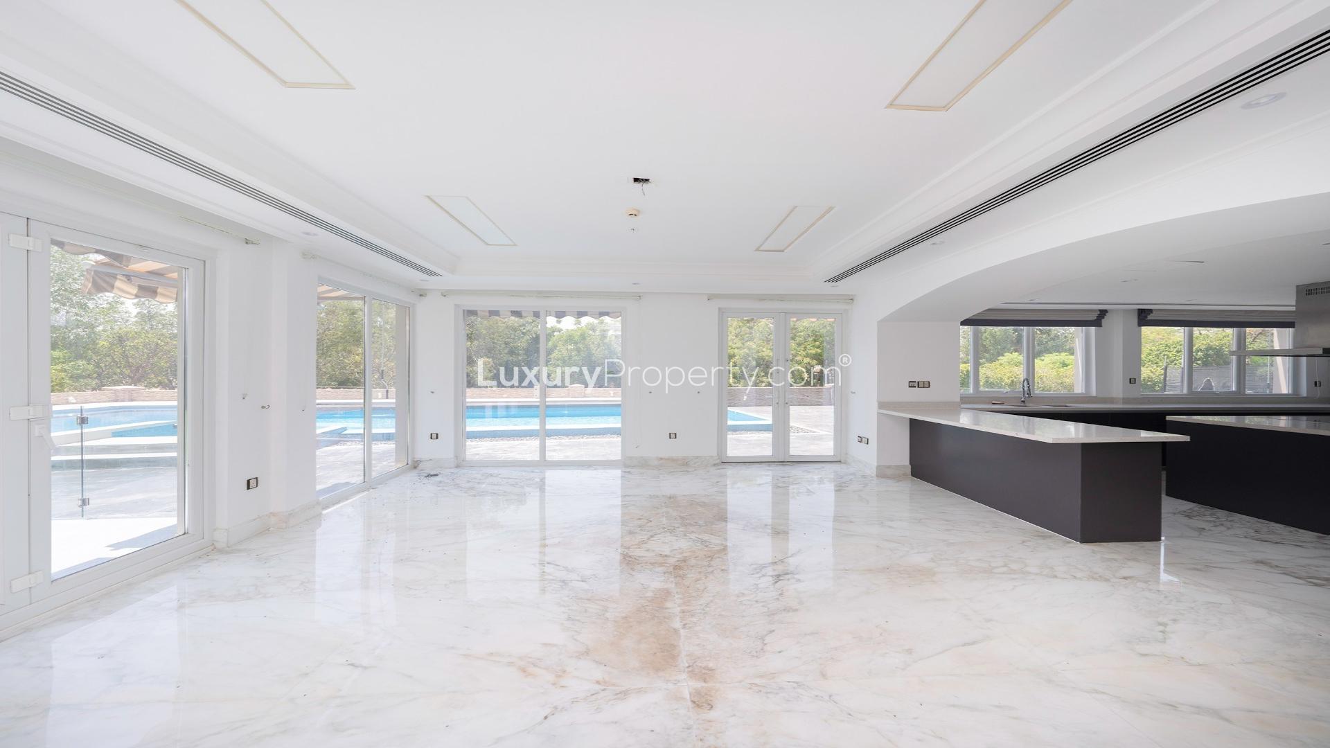 Stunning 5-bedroom villa with pool in Jumeirah Golf Estates, Earth community, for rent