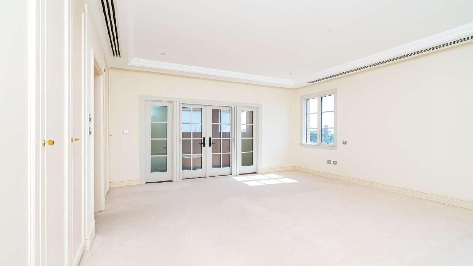 Stunning five-bedroom villa with pool in Jumeirah Golf Estates, Redwood Avenue, for sale