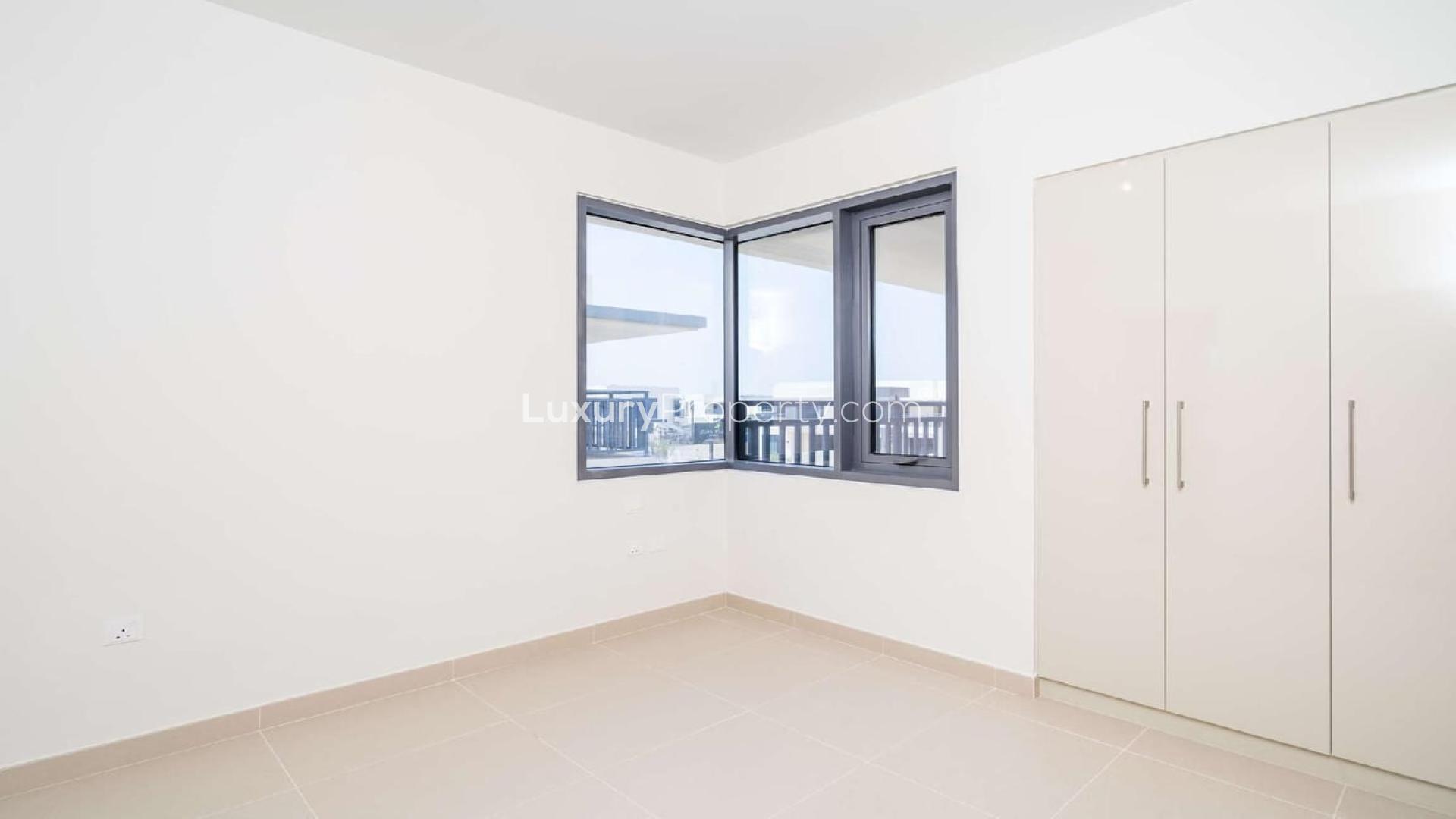 Modern 5-bedroom townhouse exterior in Maple 1, Dubai Hills Estate for rent