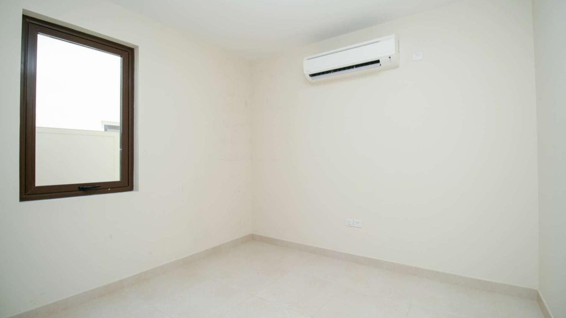 Standalone villa in Palma, Arabian Ranches 2, for sale. Five bedrooms, lush garden view